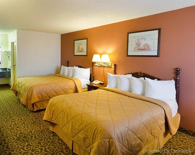 Surestay Hotel By Best Western Childress Exterior photo